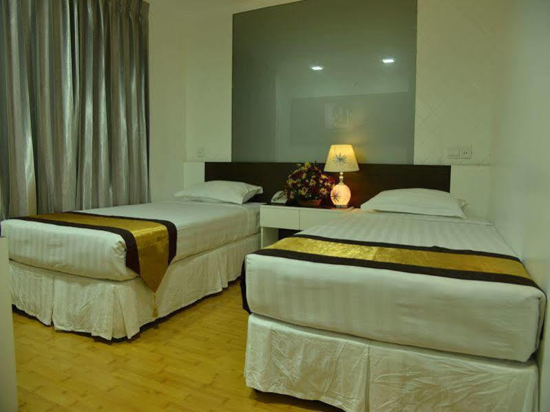 Hotel My World Mandalay Exteriör bild